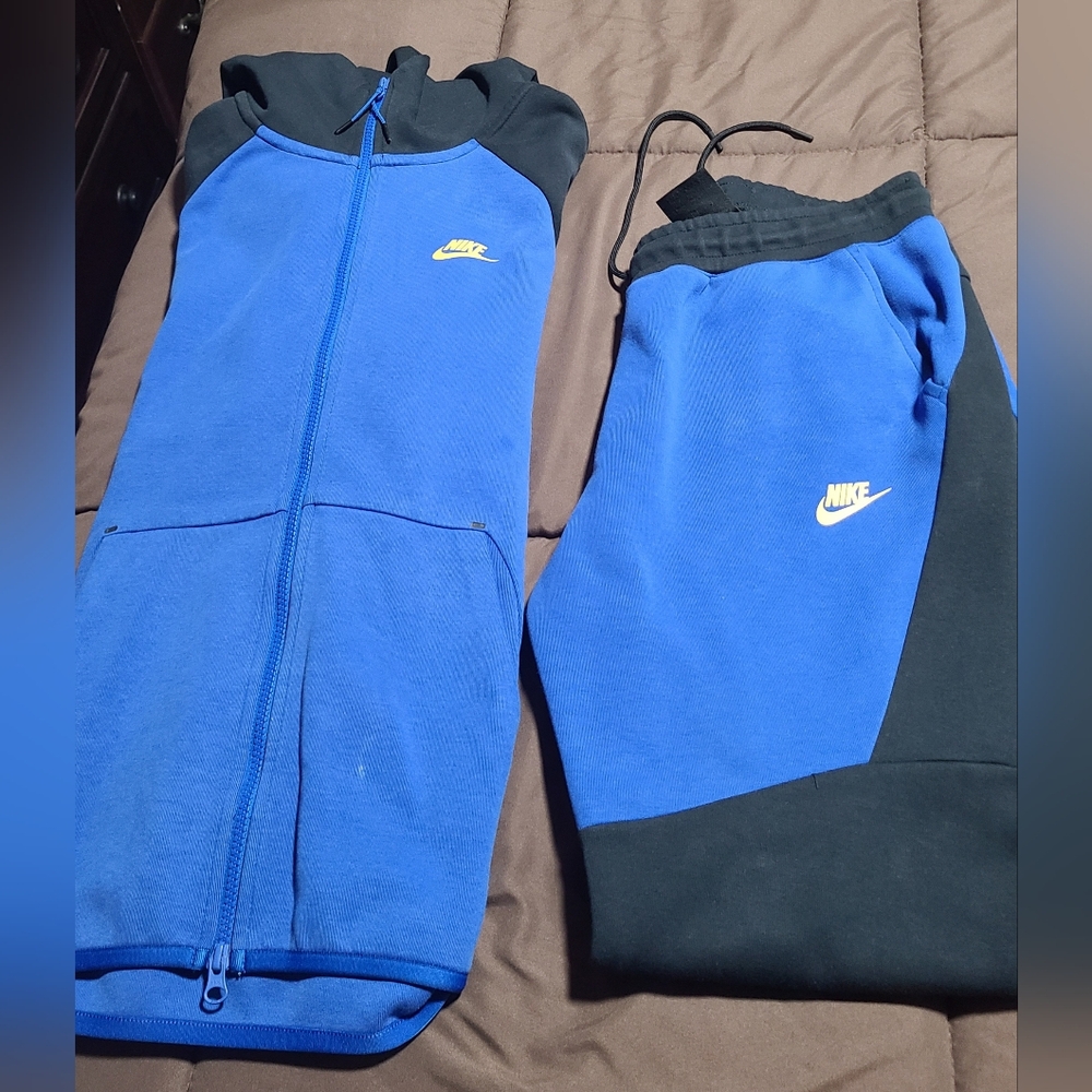 Mens nike tech fleece outfit